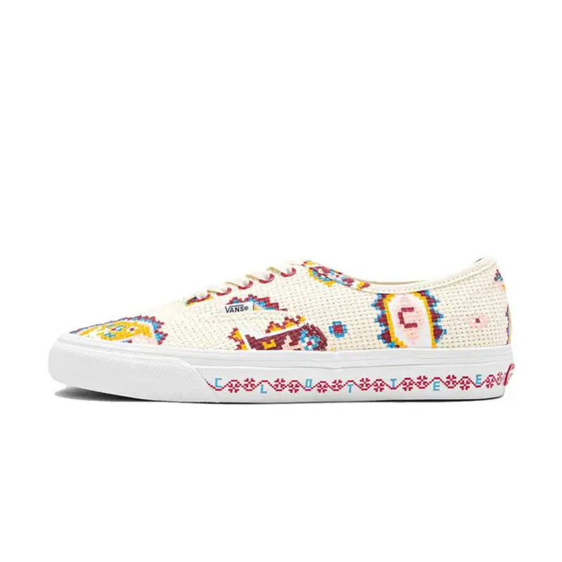 + CLOTTEE Authentic 'Pixelated Universe Marshmallow'